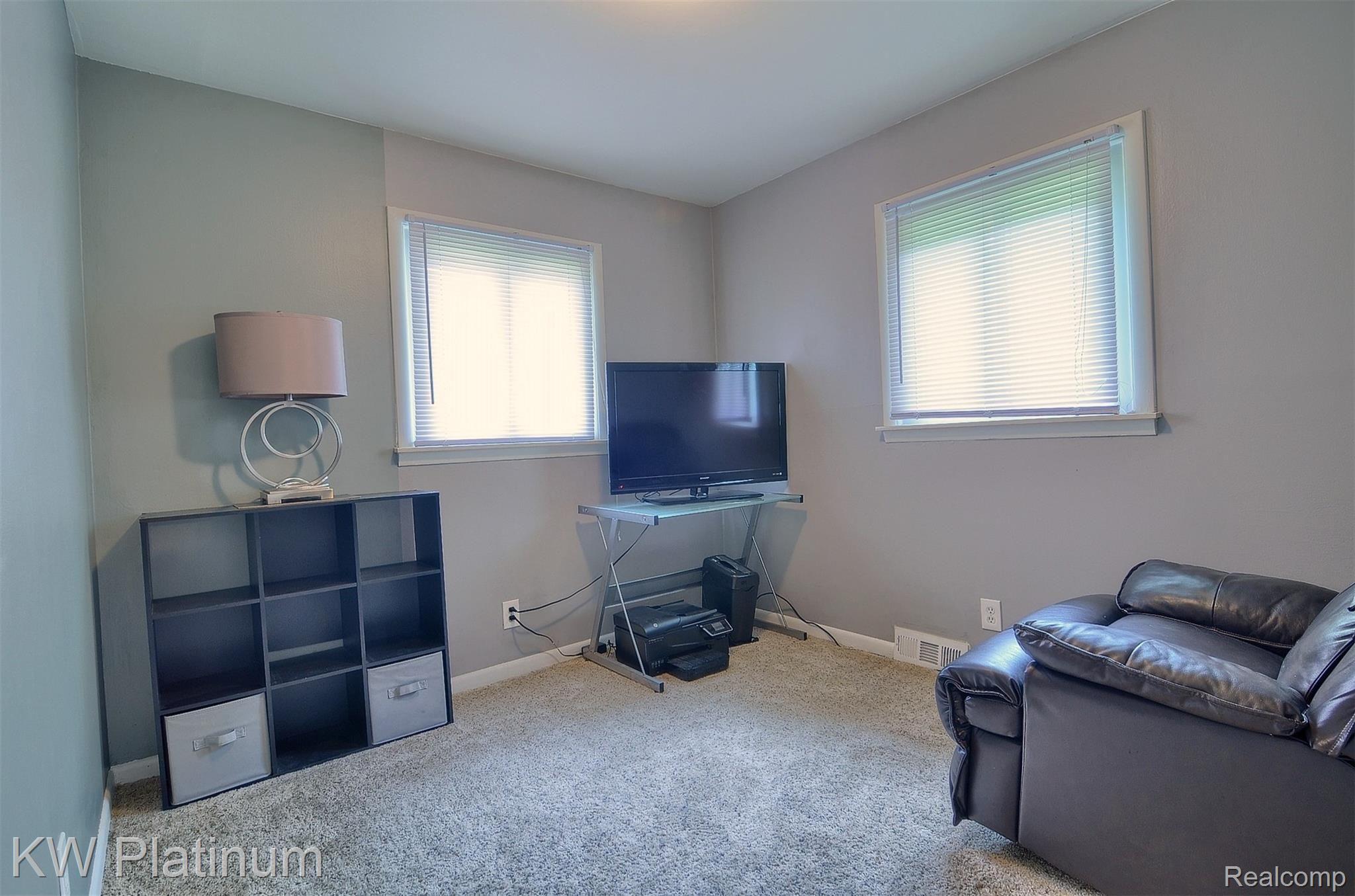 50150 Cedargrove Road Utica, MI 48317 - Photo 19 of 25 18-3rd Bedroom.jpg