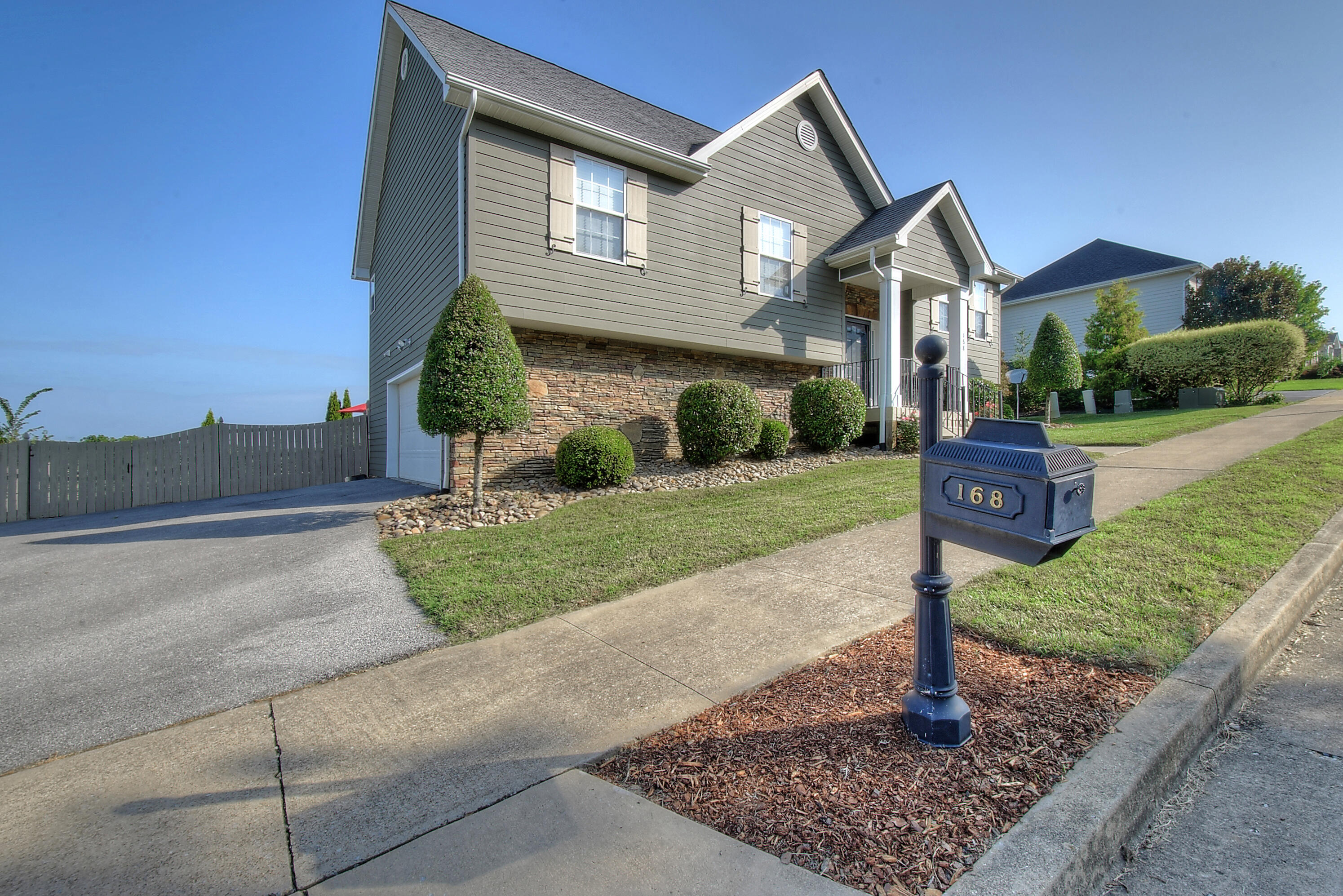 168 Azalea Ridge Johnson City, TN 37601 - Photo 1 of 67 5