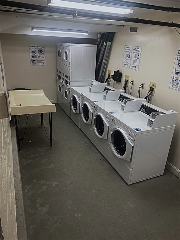 315 Rantoul Street, Unit 406 Beverly, MA 01915 - Photo 15 of 16