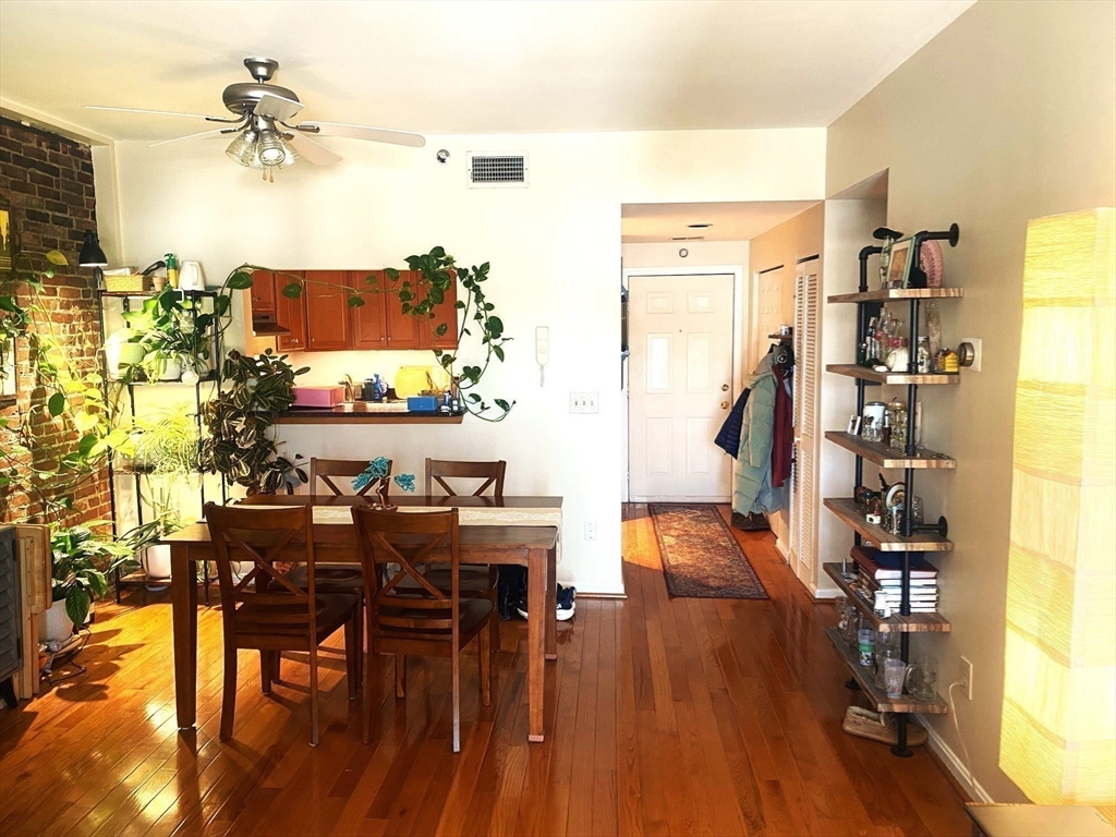 315 Rantoul Street, Unit 406 Beverly, MA 01915 - Photo 2 of 16