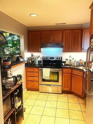 $325,000 | 315 Rantoul Street, Unit 406, Beverly, MA 01915