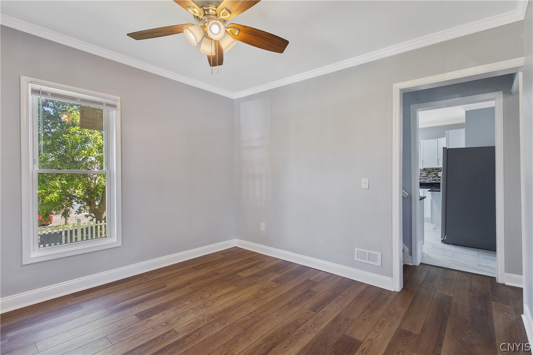 203 Maple Street Syracuse, NY 13210 - Photo 13 of 46