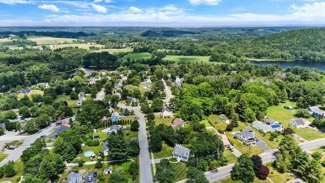 151 Whitehall Road Amesbury, MA 01913 - Photo 35 of 39 Gallery Image 35