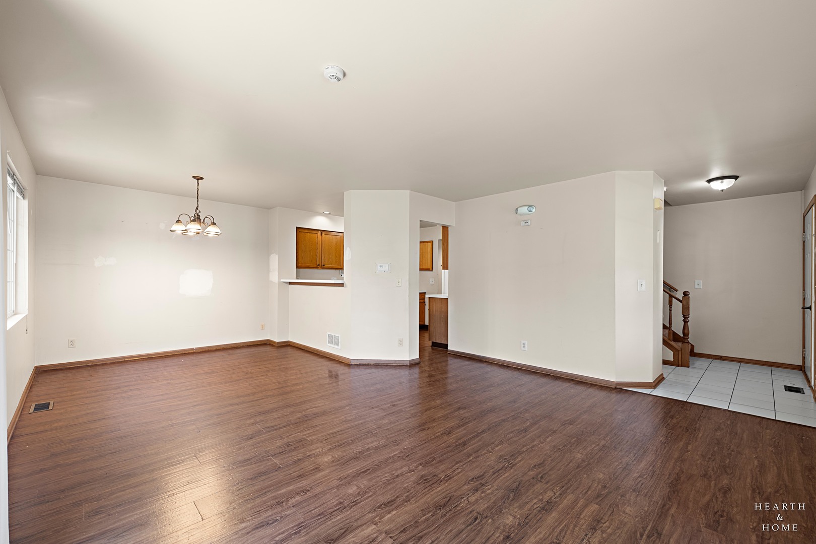 677 Silver Creek Road Woodstock, IL 60098 - Photo 10 of 27