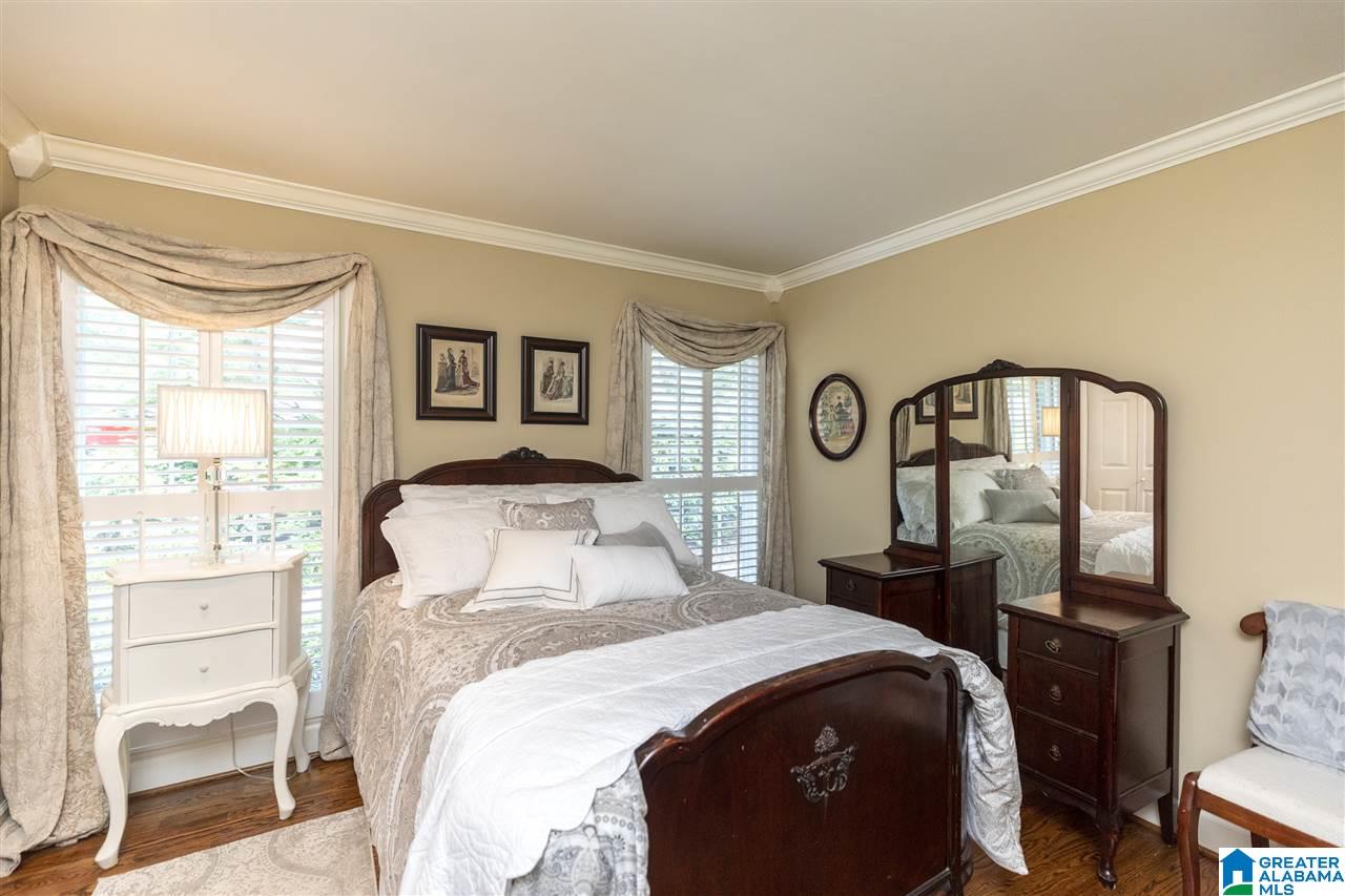 3349 Overton Road Birmingham, AL 35243 - Photo 25 of 44