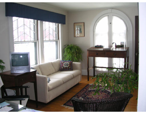 48 Pilgrim Road Marblehead, MA 01945 - Photo 5 of 8