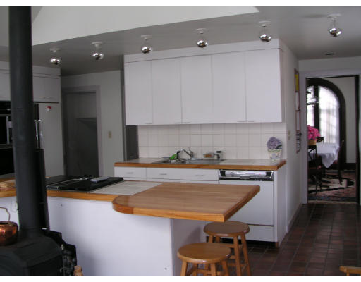 48 Pilgrim Road Marblehead, MA 01945 - Photo 7 of 8