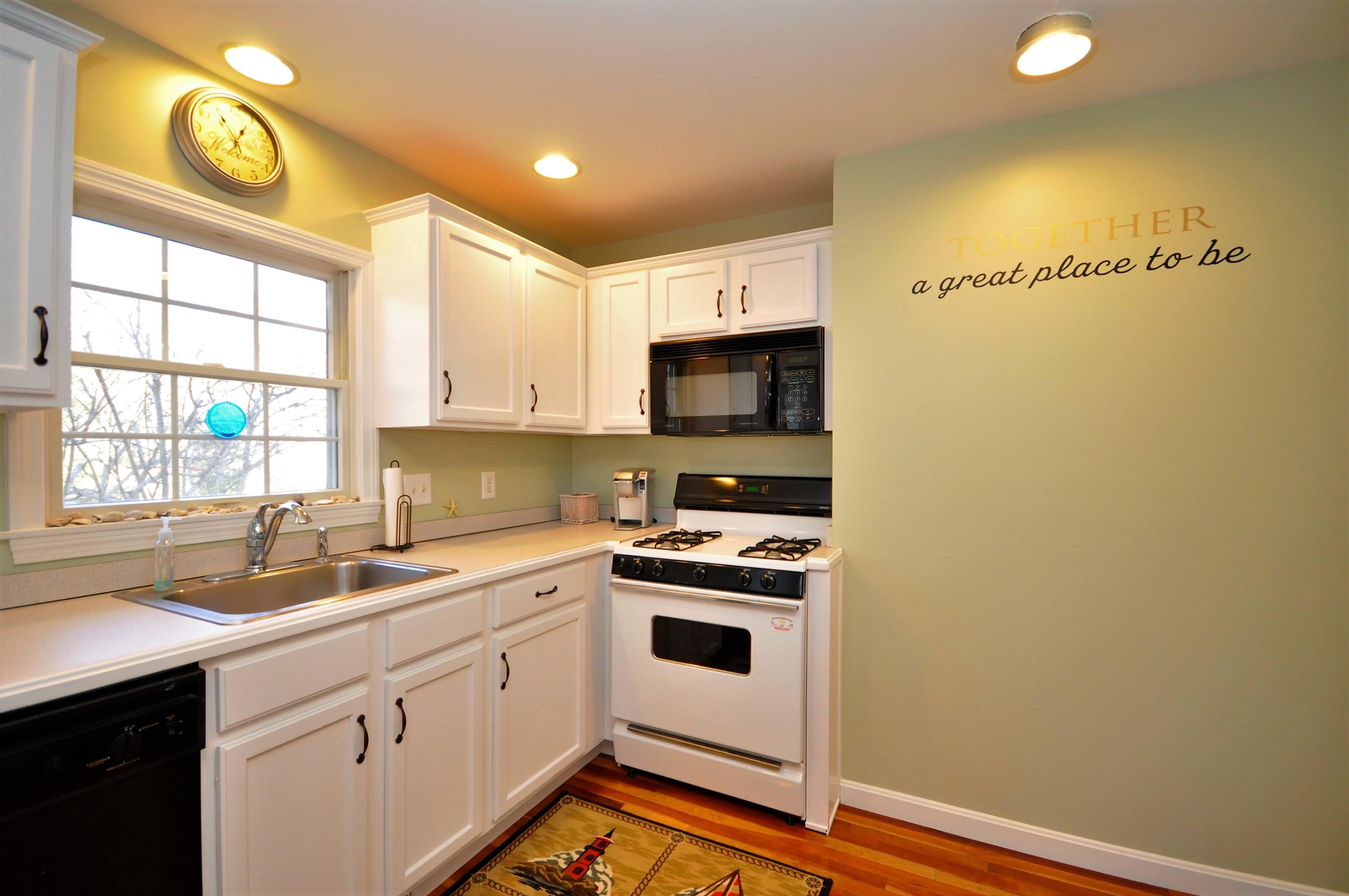 47 Lathrop Road Sagamore Beach, MA 02562 - Photo 8 of 24 Kitchen
