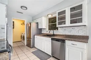 $2,300 | 3324 Wentworth Street, Plano, TX 75075