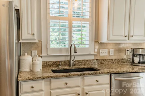 $650,000 | 6121 Caseys Side Way, Fort Mill, SC 29708