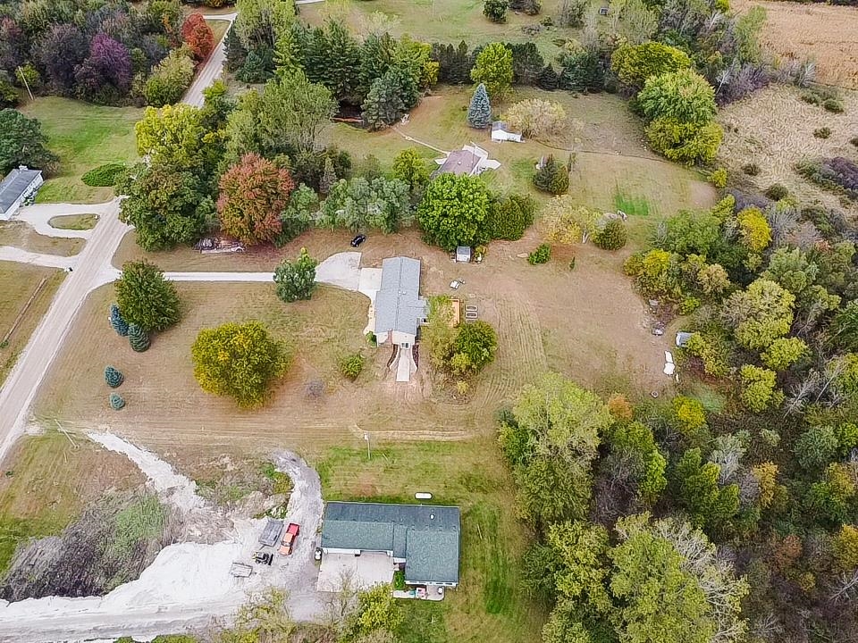 14392 North Vassar Road Millington, MI 48746 - Photo 21 of 95 50191154-b80009b6-1203-43c1-9954-ced3fc80a6fa.JPG
