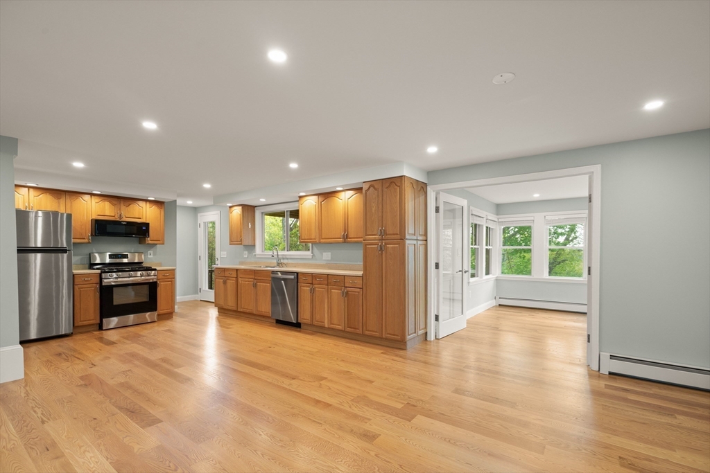 5 R Brooks Road Gloucester, MA 01930 - Photo 11 of 41