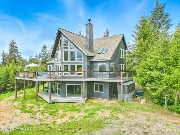$974,000 | 32 Angelina Way, Oldtown, ID 83822