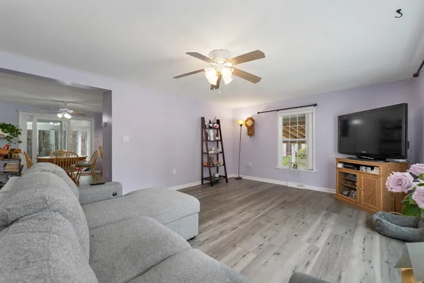 $260,000 | 6 Centerwood Drive, Concord, NH 03301