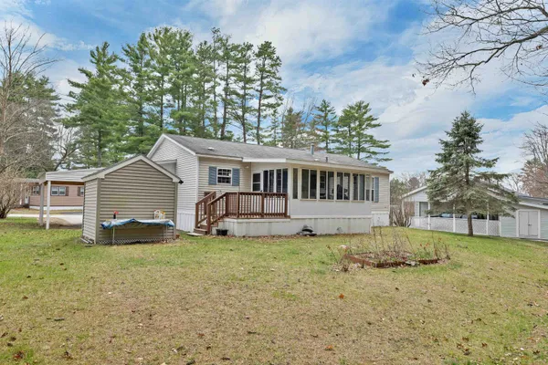 $260,000 | 6 Centerwood Drive, Concord, NH 03301