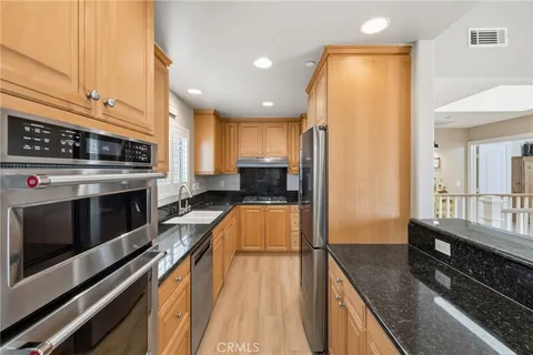 $1,250,000 | 2517 Ruhland Avenue, Unit B, Redondo Beach, CA 90278