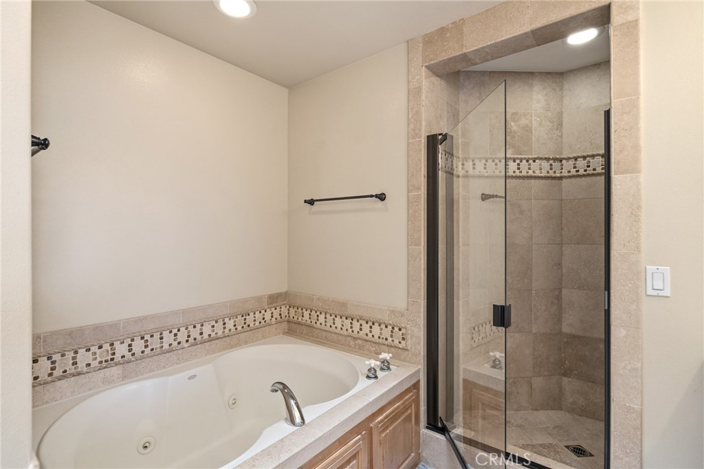 2517 Ruhland Avenue, Unit B Redondo Beach, CA 90278 - Photo 25 of 33