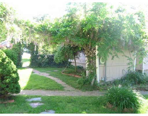 300 Main Road Tiverton, RI 02878 - Photo 8 of 9 Yard/Garden.