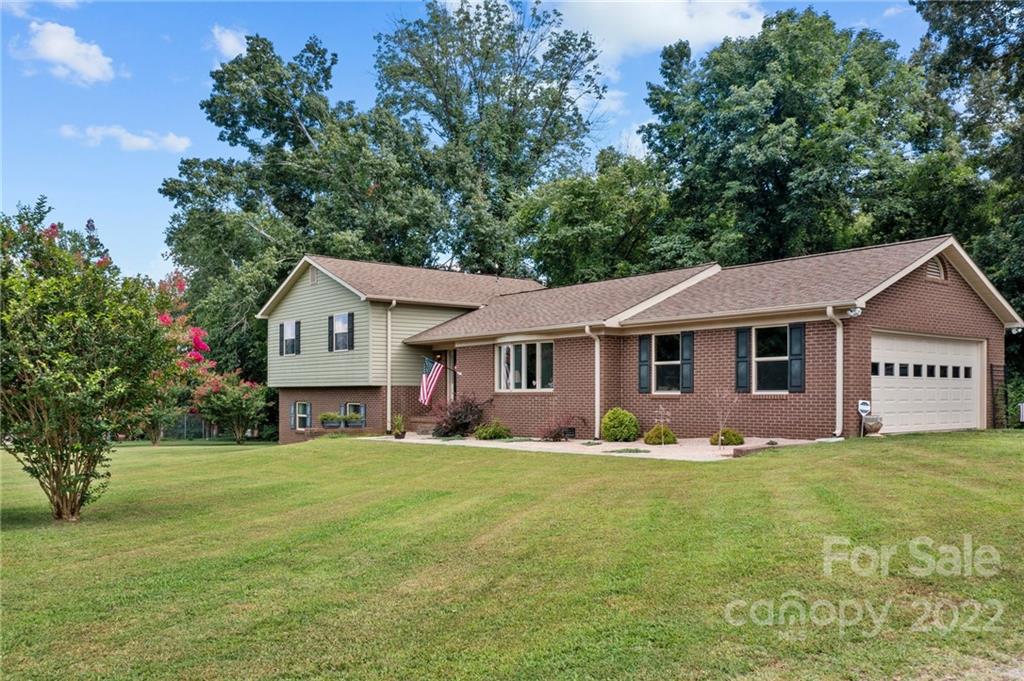 5375 Stokes Ferry Road Salisbury, NC 28146 - Photo 4 of 39 Gallery Image 4