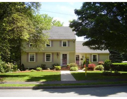 1 New Meadow Road Lynnfield, MA 01940 - Photo 1 of 16 Gallery Image 1
