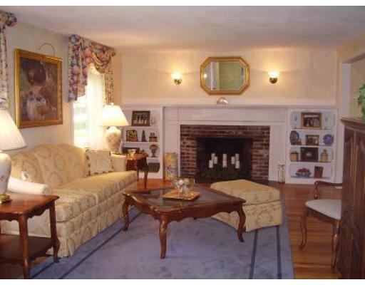 1 New Meadow Road Lynnfield, MA 01940 - Photo 7 of 16 Gallery Image 7