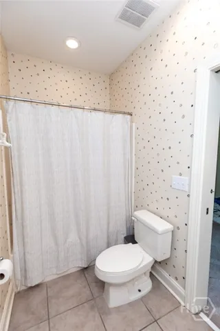 $360,000 | 411 Southbridge Boulevard, Unit 404, Savannah, GA 31405