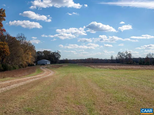 $850,000 | 273 Airsports Drive, Amherst, VA 24521