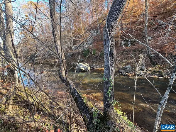 $850,000 | 273 Airsports Drive, Amherst, VA 24521