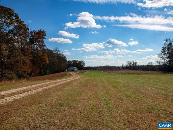 $850,000 | 273 Airsports Drive, Amherst, VA 24521