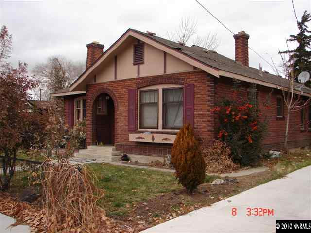 575 West 9th Street Reno, NV 89503 - Photo 2 of 9 a front view of a house with garden
