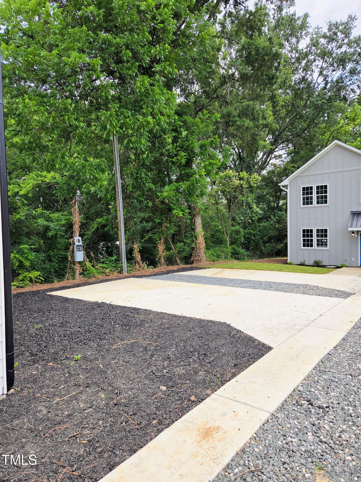 608 East Umstead Street Durham, NC 27701 - Photo 3 of 20 20250613_134743