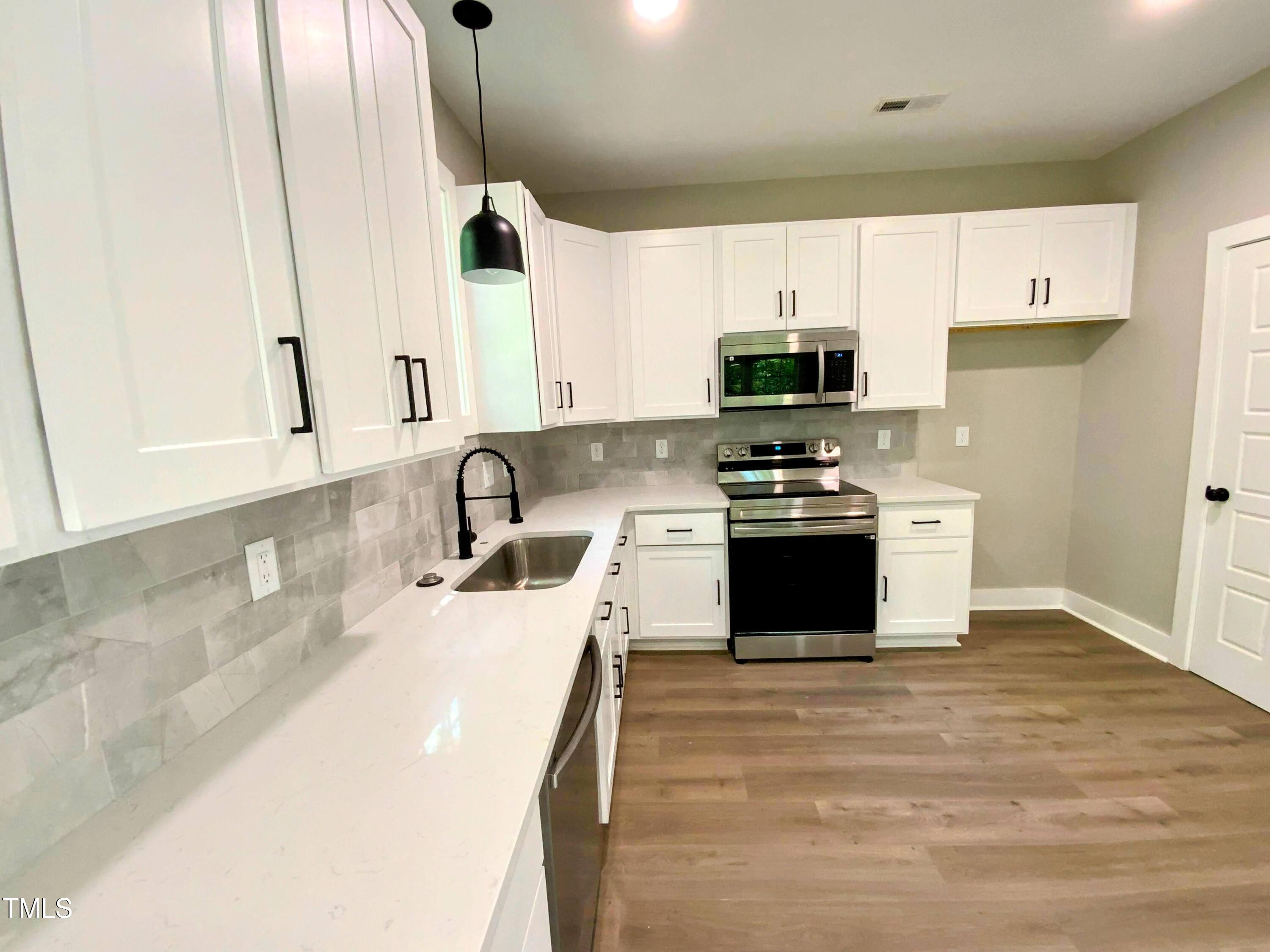 608 East Umstead Street Durham, NC 27701 - Photo 6 of 20 IMG_0323-EDIT