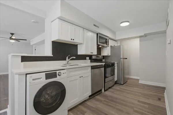 $1,895 | 1849 West Augusta Boulevard, Unit 1, Chicago, IL 60622