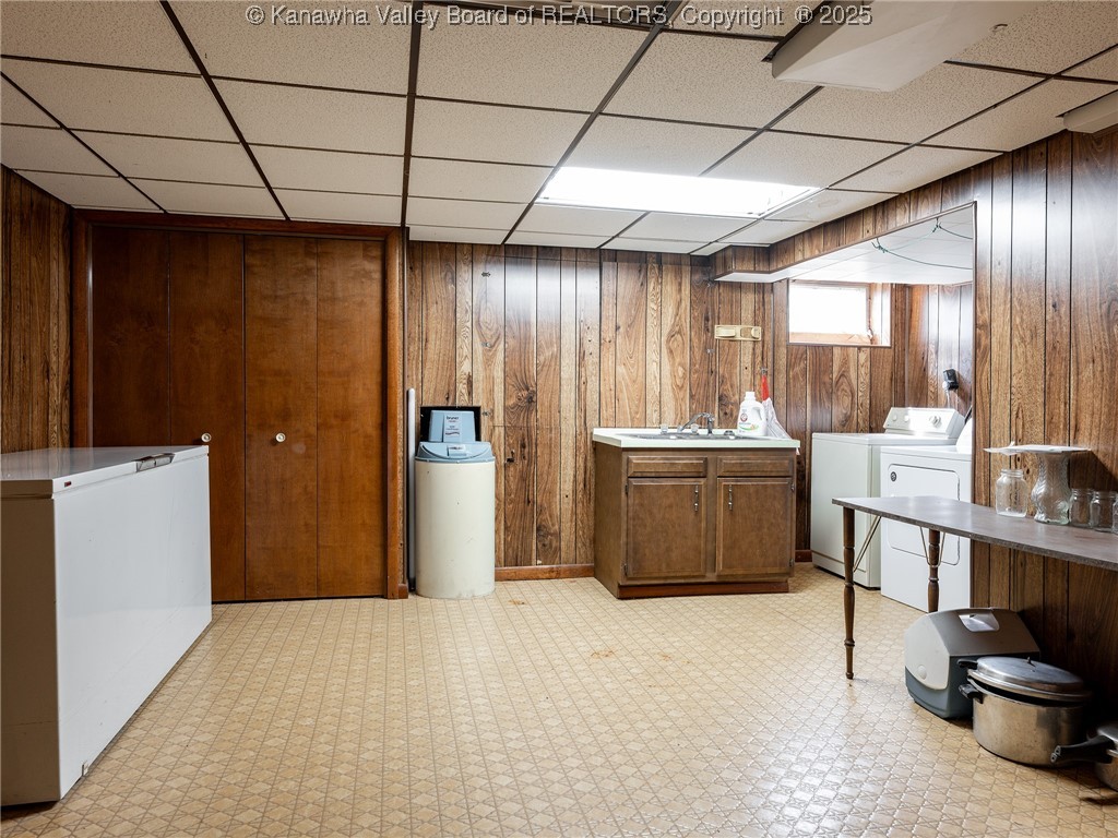 1846 Scott Depot Road Scott Depot, WV 25560 - Photo 24 of 29 HUGE LAUNDRY ROOM