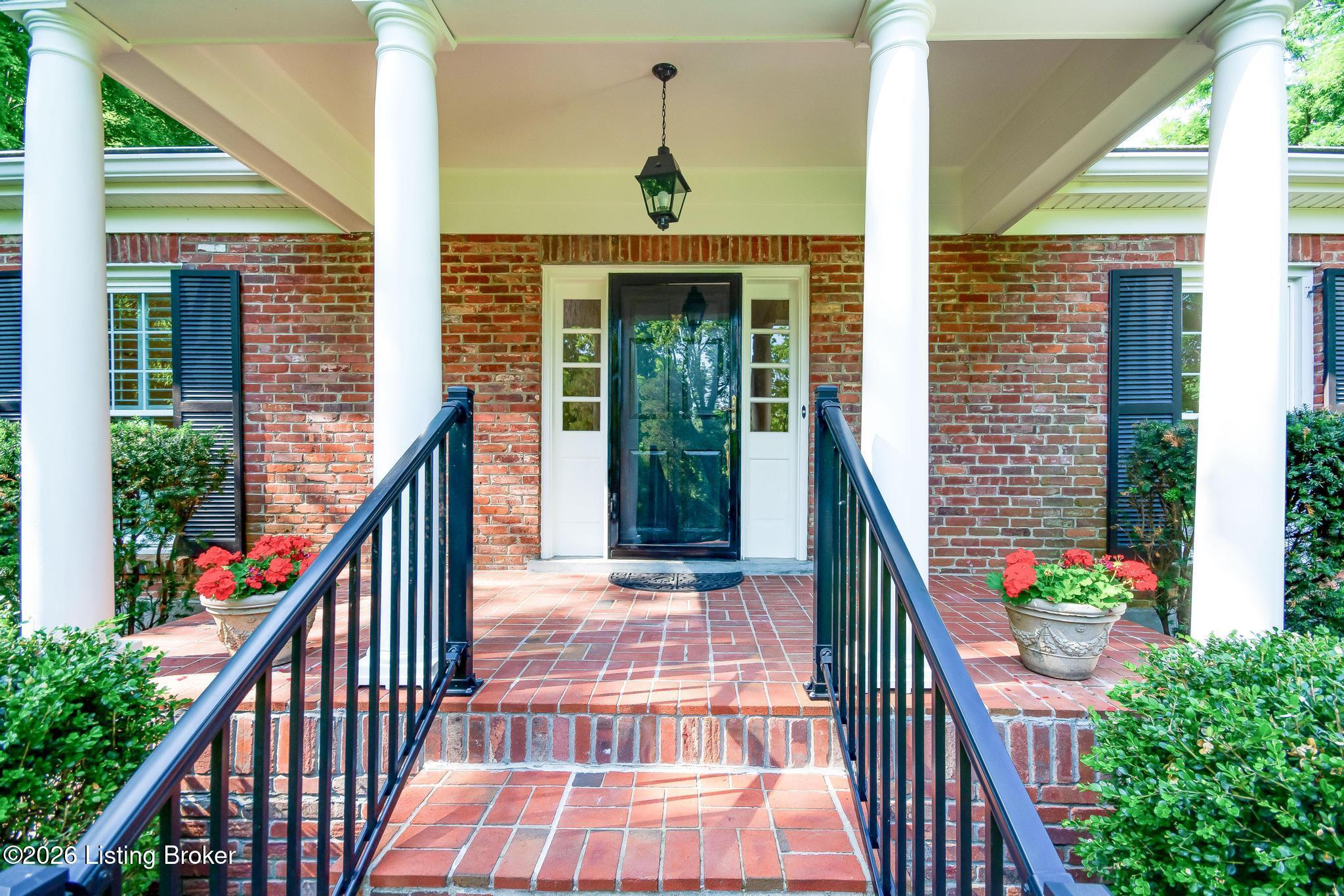 427 Twinbrook Road Louisville, KY 40207 - Photo 10 of 115 427_Twinbrook_Rd_40207_111