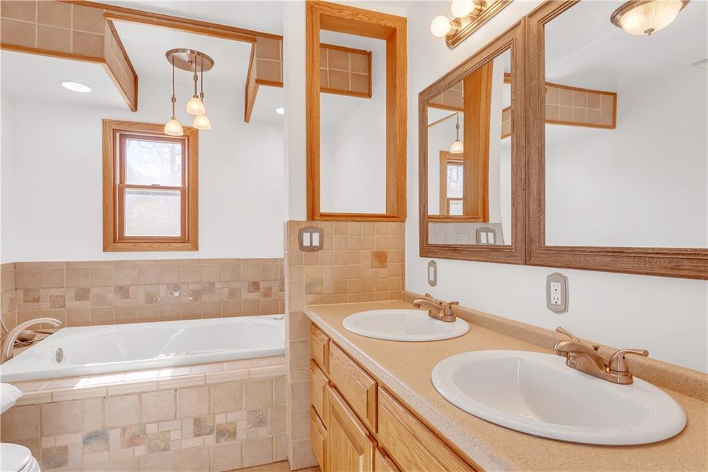 866 Herman Road Butler, PA 16002 - Photo 17 of 25