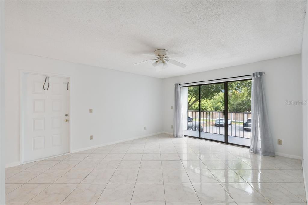 8215 Sun Spring Circle, Unit 12 Orlando, FL 32825 - Photo 7 of 31
