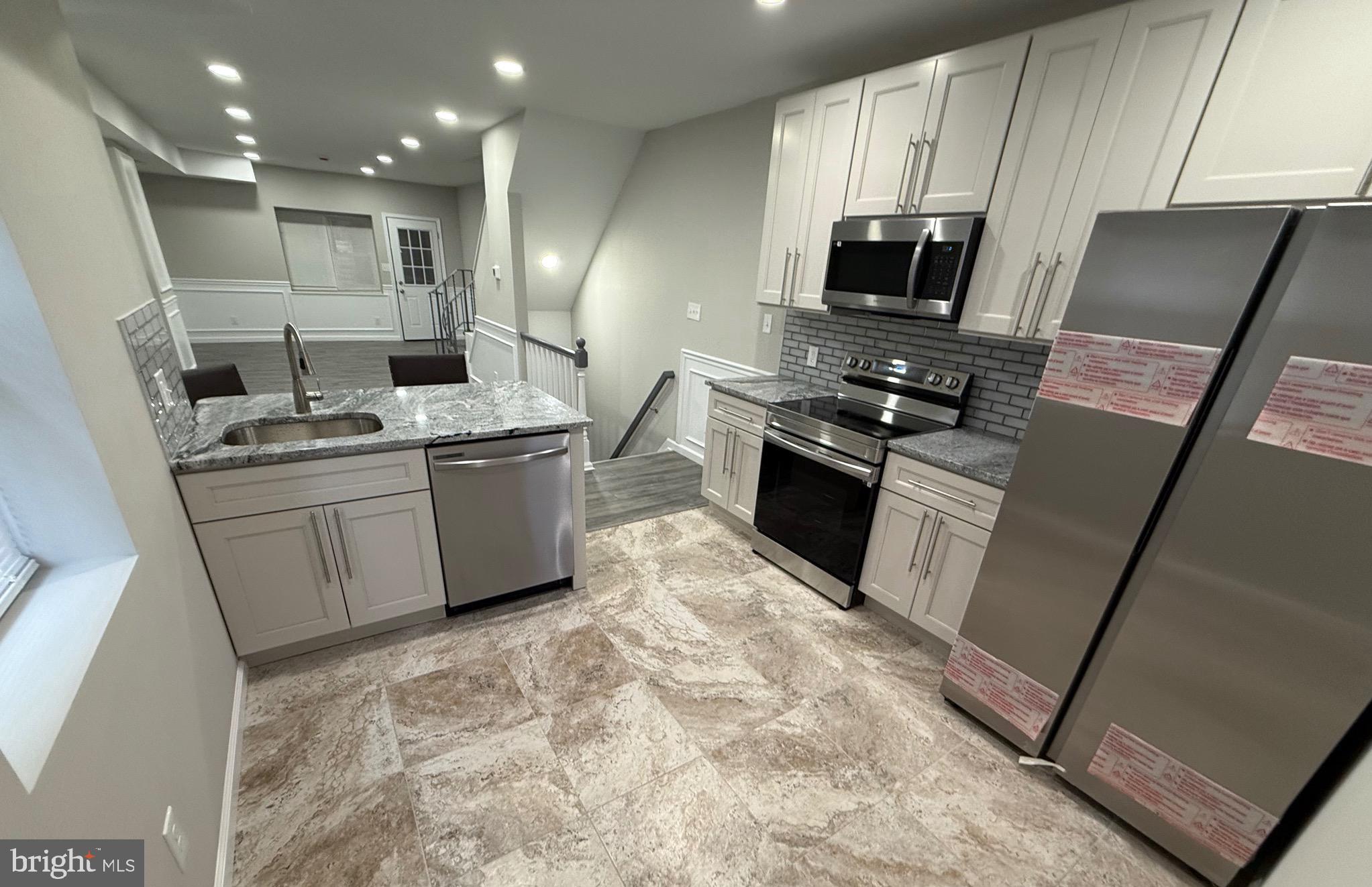 1145 Marlyn Road Philadelphia, PA 19151 - Photo 3 of 15 Gallery Image 3