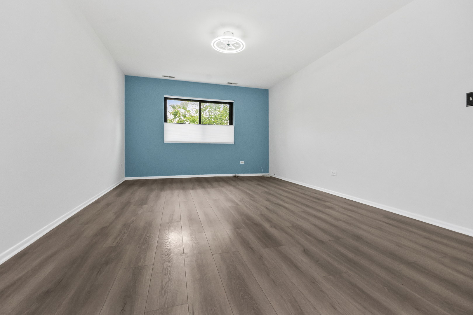 7200 North Ridge Boulevard, Unit 2K Chicago, IL 60645 - Photo 15 of 25 Gallery Image 15