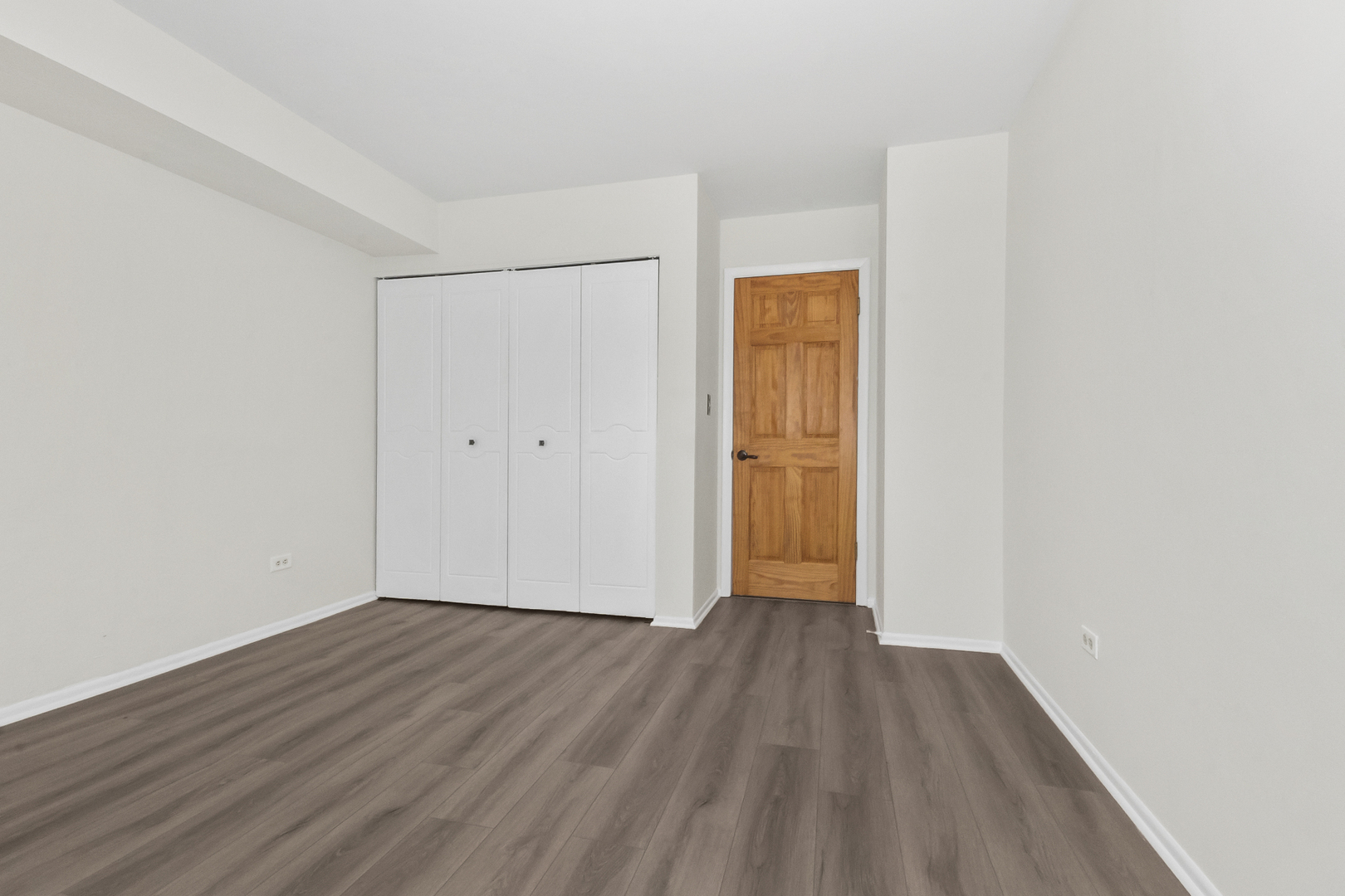 7200 North Ridge Boulevard, Unit 2K Chicago, IL 60645 - Photo 20 of 25 Gallery Image 20