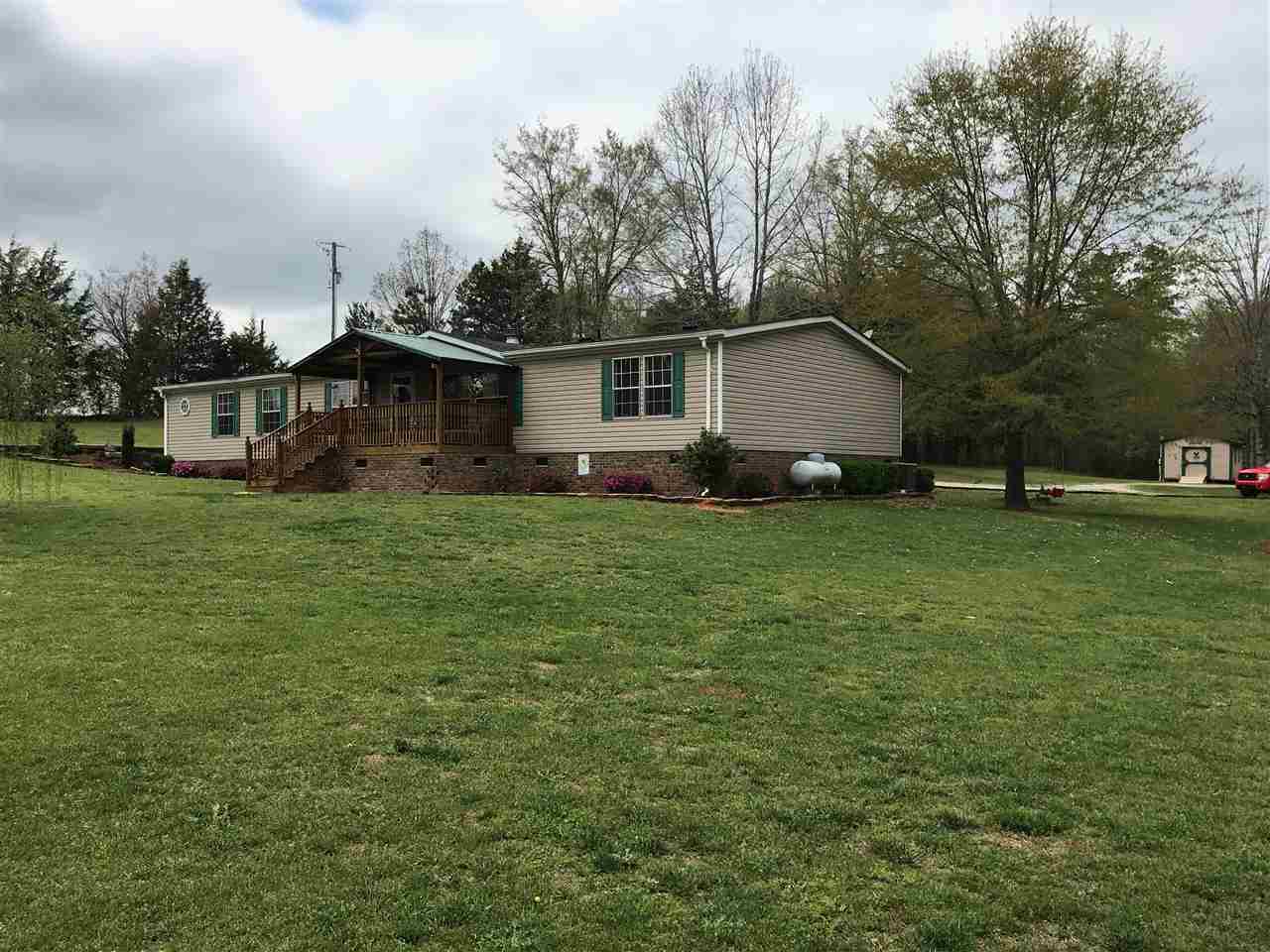 598 Chapman Road Pacolet, SC 29372 - Photo 2 of 18