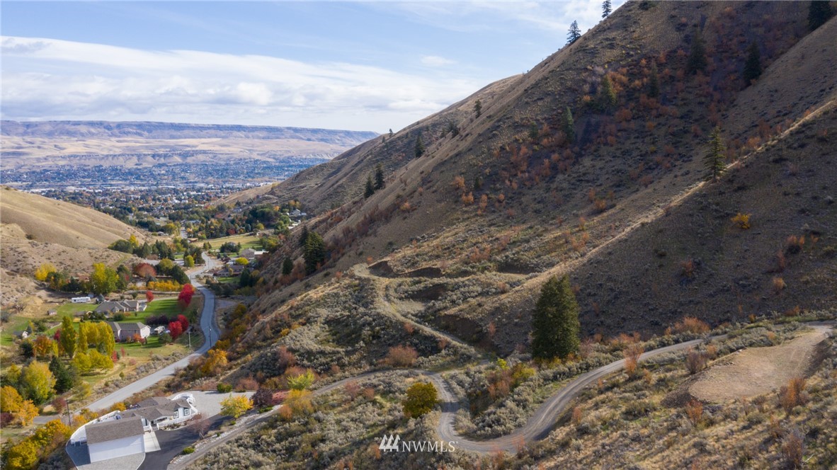 8888 Number 1 Canyon Road Wenatchee, WA 98801 - Photo 25 of 28 Gallery Image 25