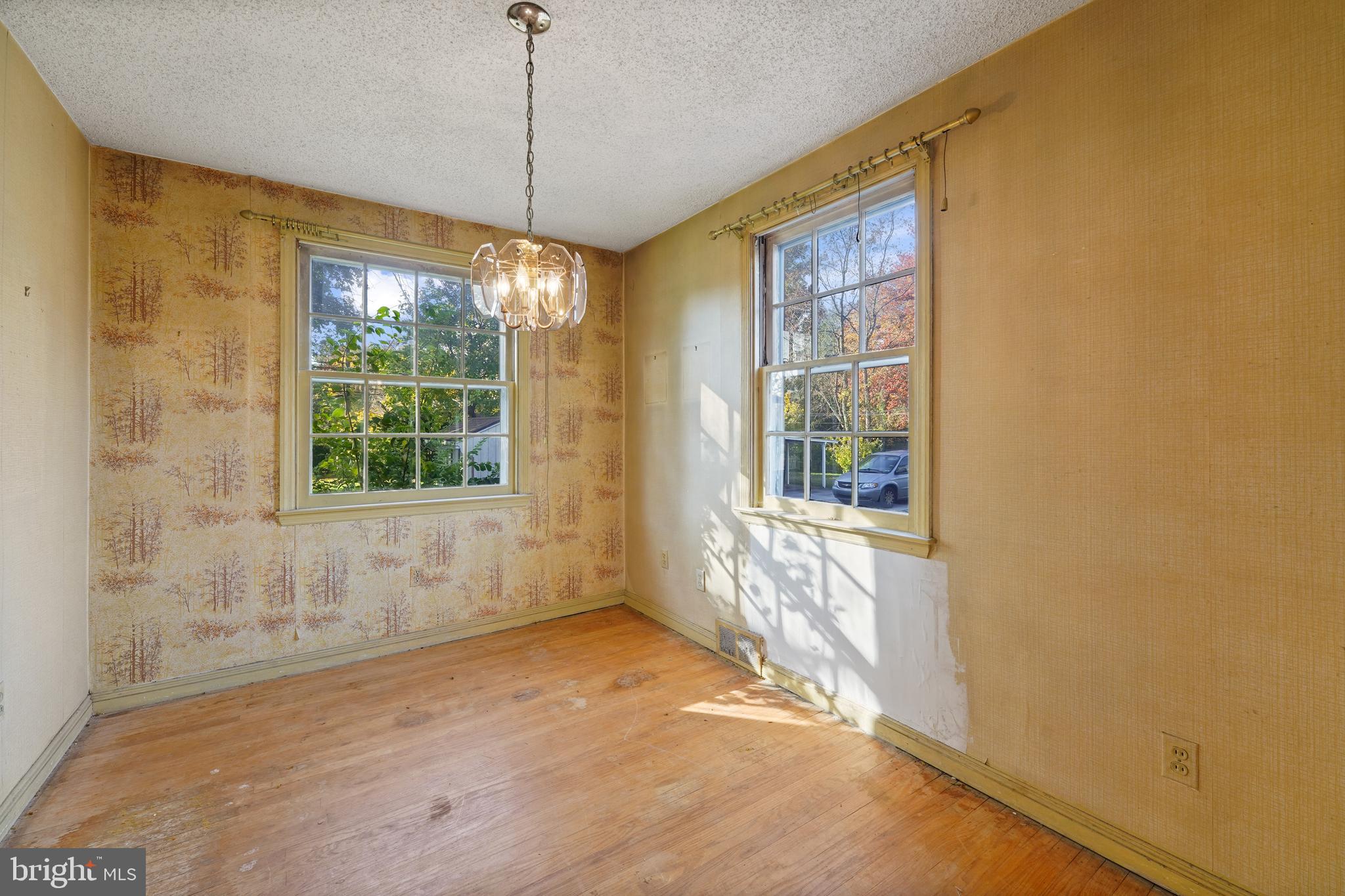454 Larchwood Road Springfield, PA 19064 - Photo 13 of 35