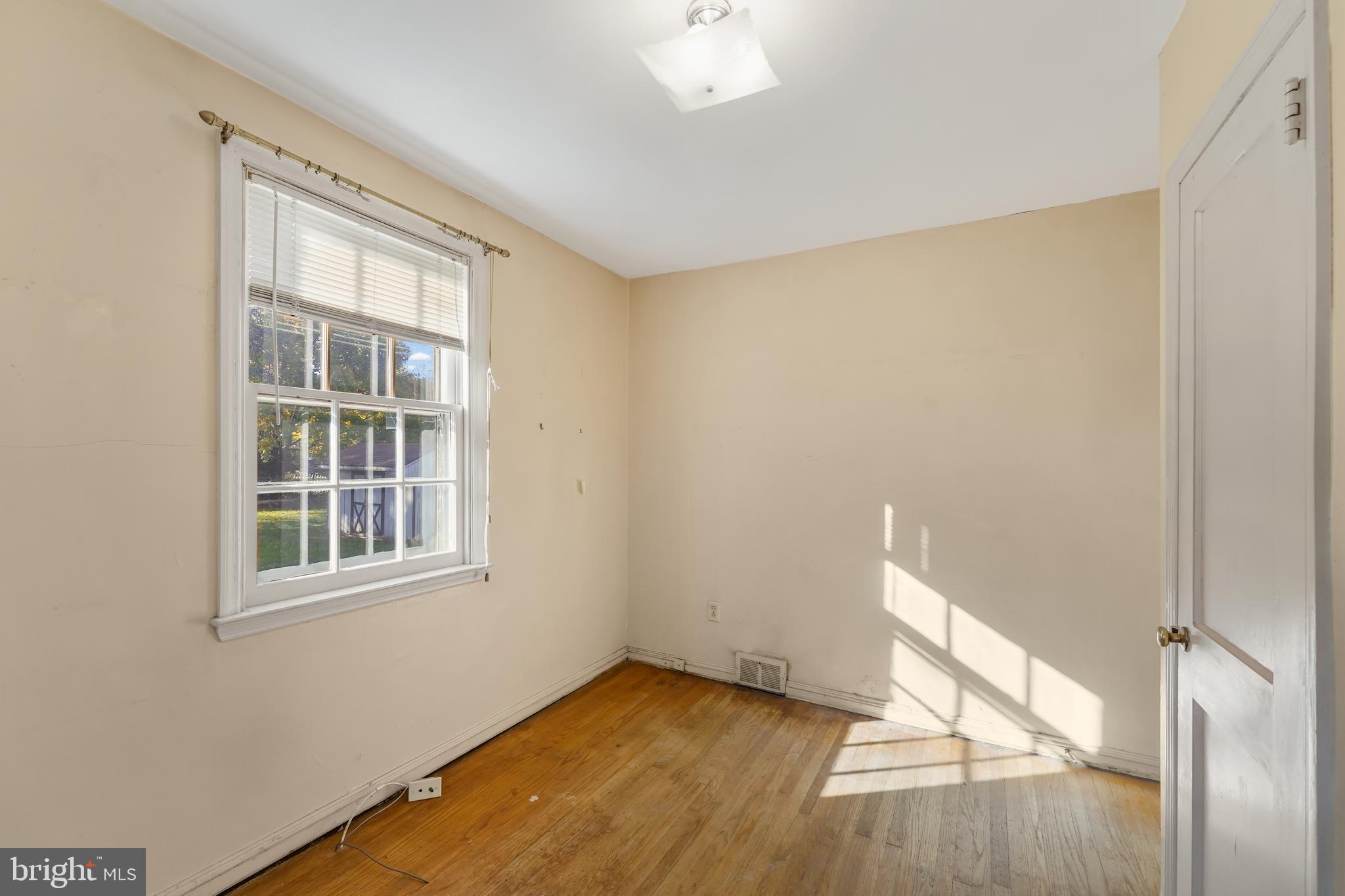 454 Larchwood Road Springfield, PA 19064 - Photo 33 of 35
