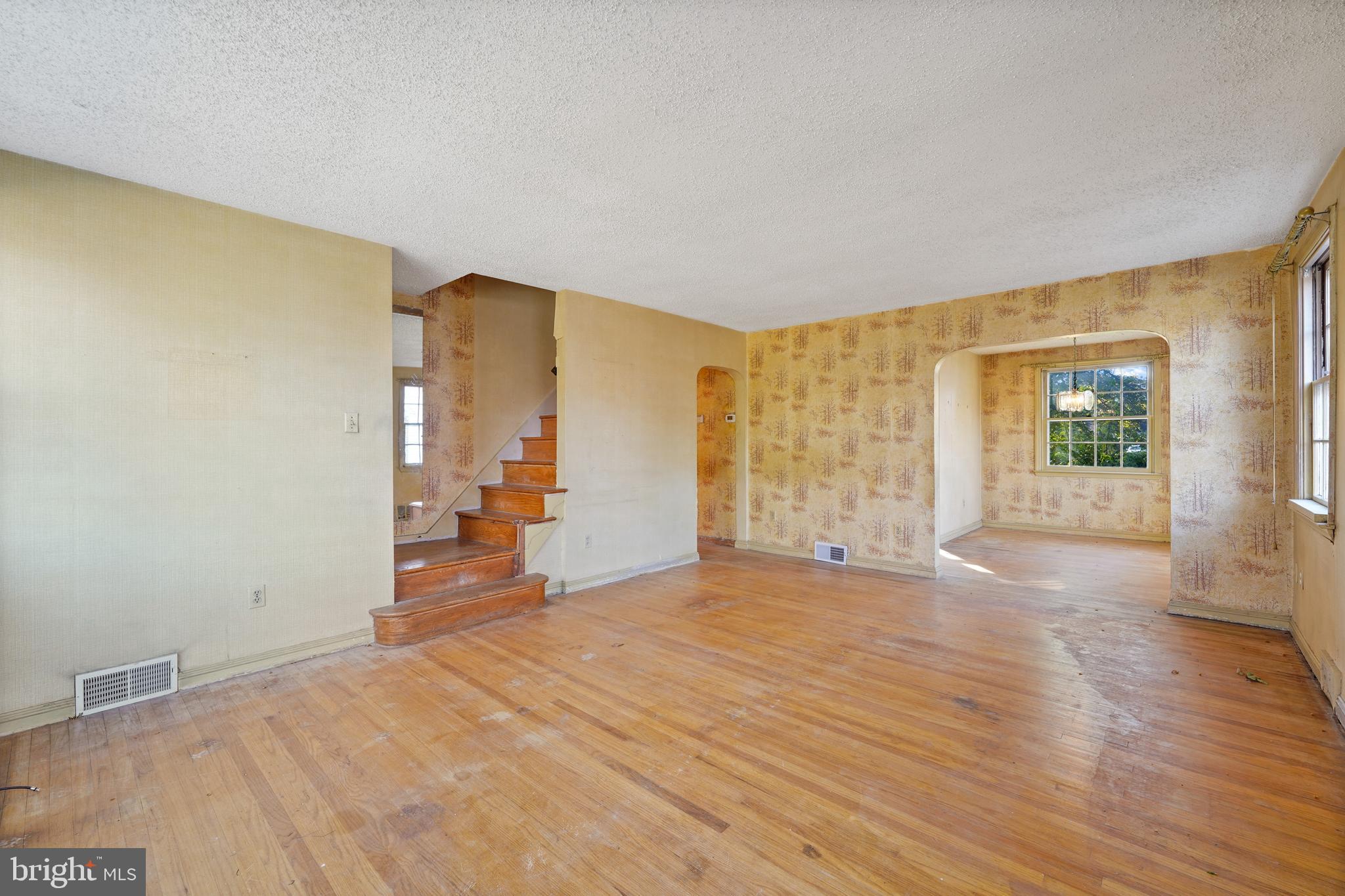 454 Larchwood Road Springfield, PA 19064 - Photo 8 of 35