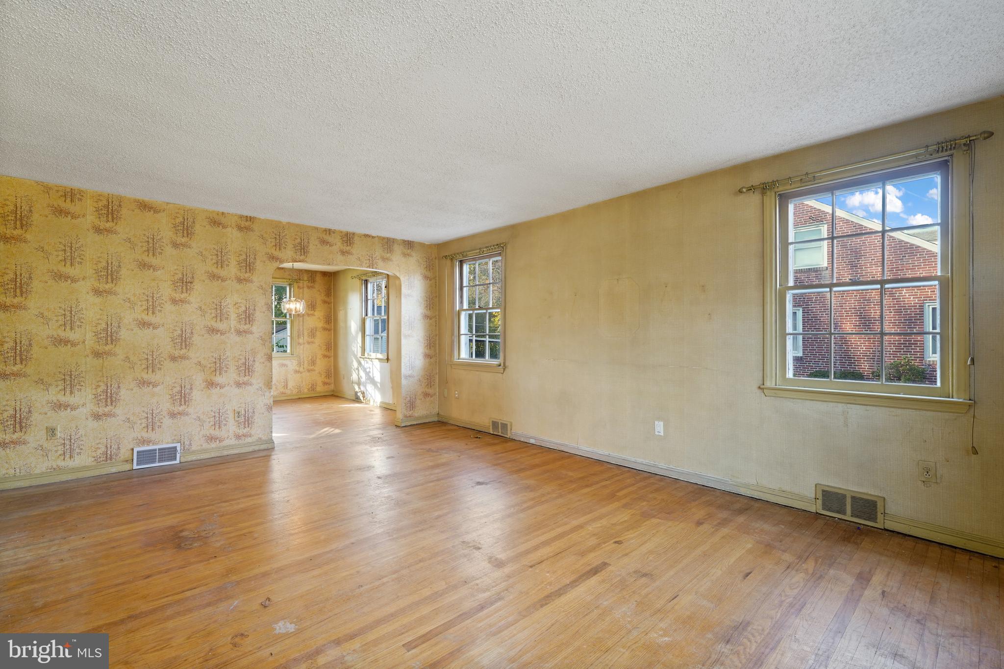 454 Larchwood Road Springfield, PA 19064 - Photo 10 of 35