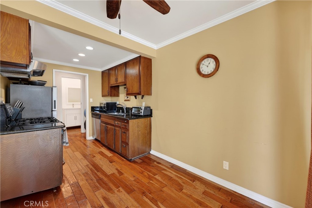 1200 West Lambert Road, Unit 22 La Habra, CA 90631 - Photo 9 of 27 Dining room and kitchen
