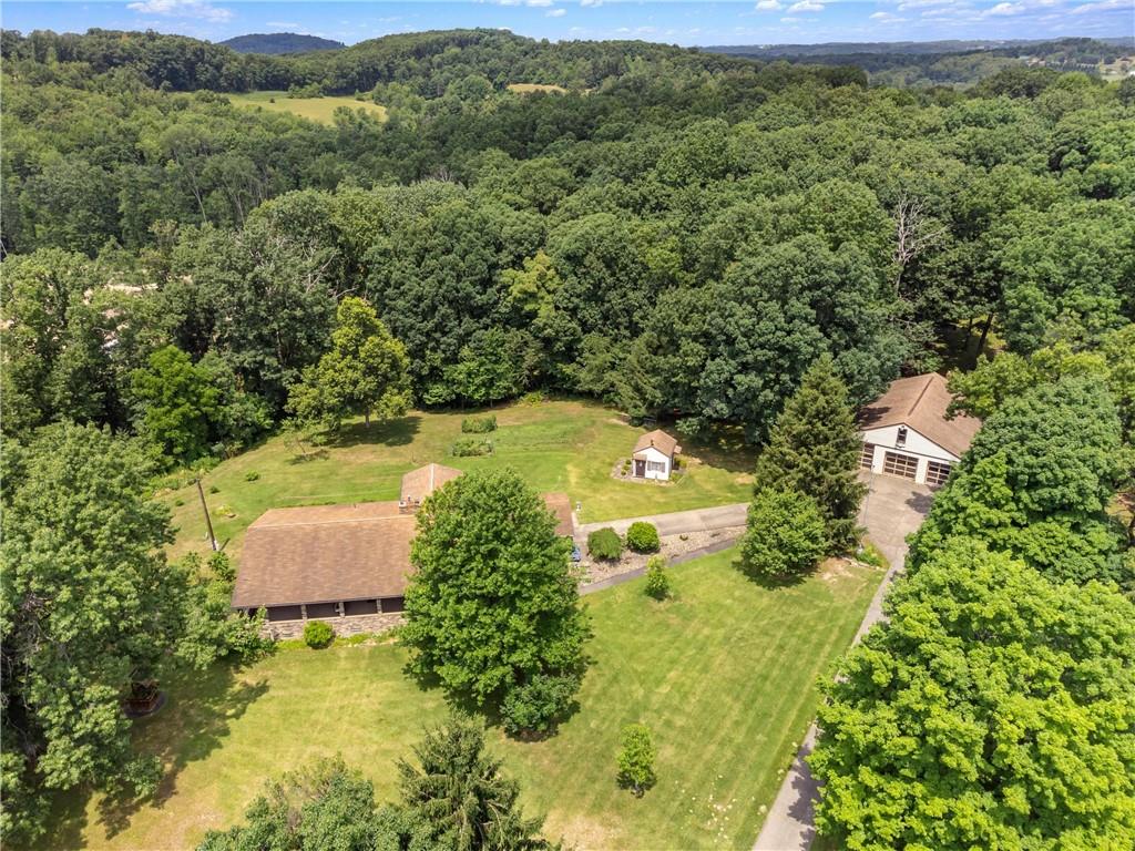 285 Rochester Road Freedom, PA 15042 - Photo 44 of 46 an aerial view of a house with a yard