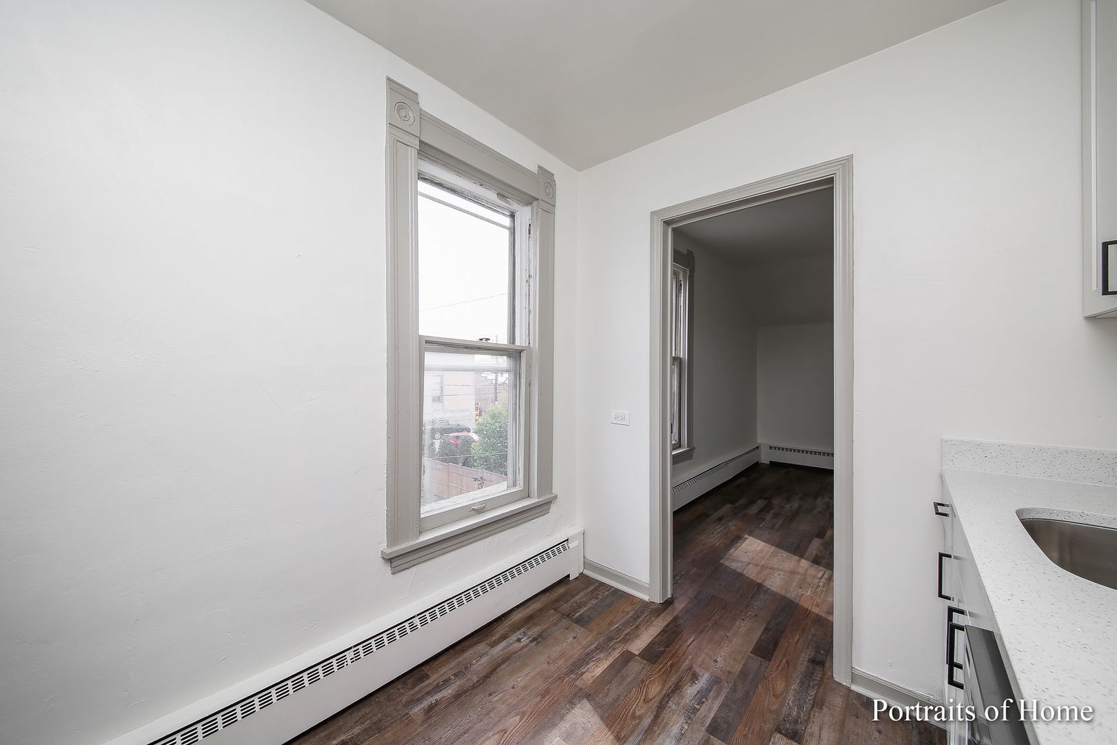 123 North West Street, Unit 2R Wheaton, IL 60187 - Photo 7 of 11