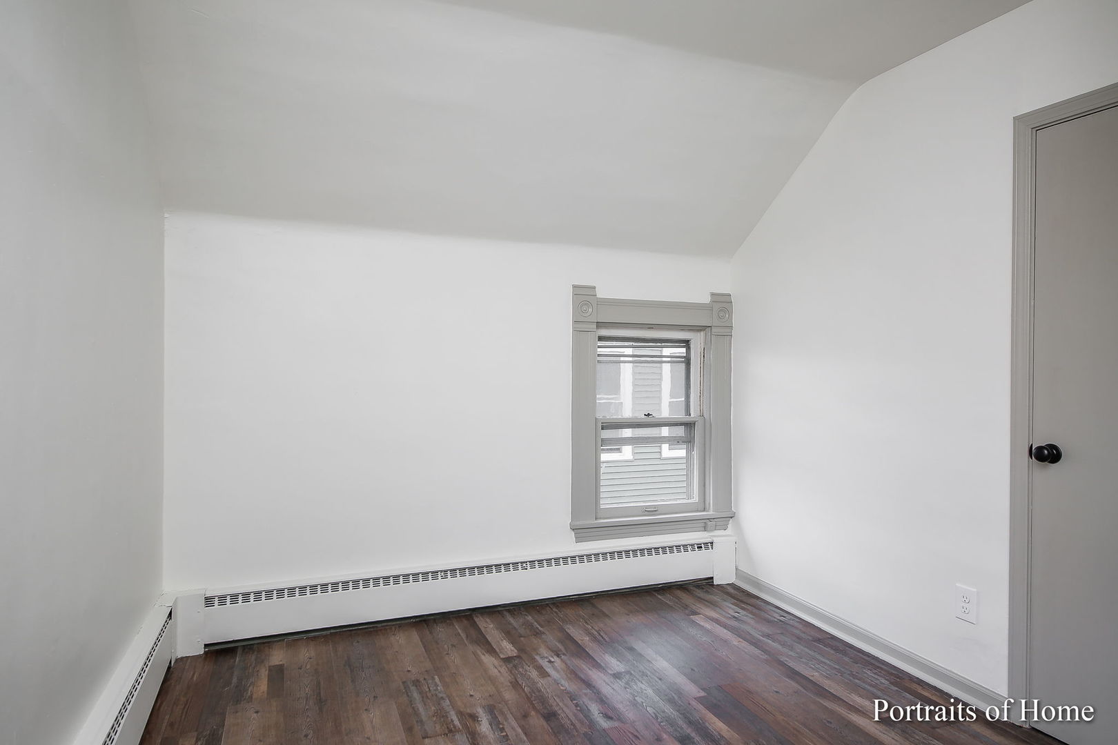 123 North West Street, Unit 2R Wheaton, IL 60187 - Photo 9 of 11